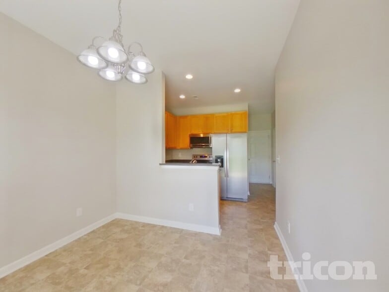 Building Photo - 4715 Abercromby St