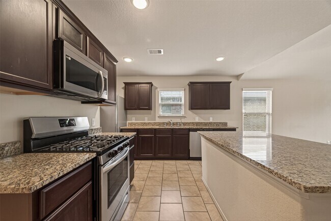 Building Photo - 23506 Umbrella Pine Dr