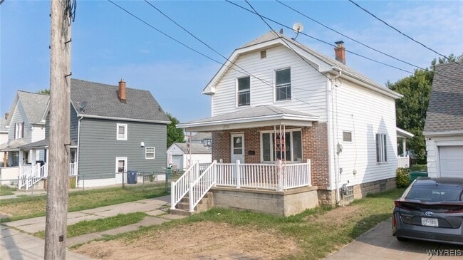 Building Photo - 2732 South Ave