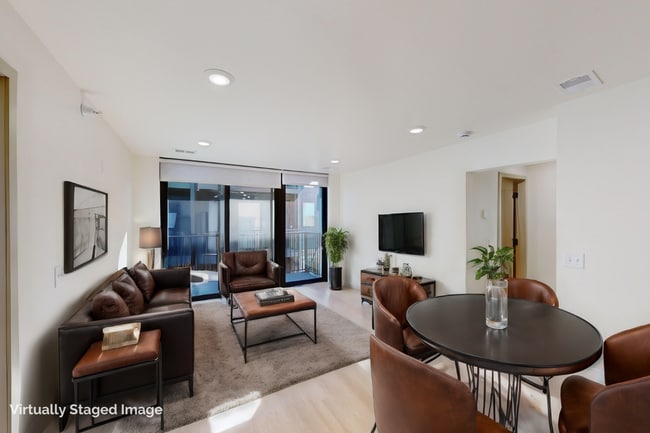 Building Photo - Briarwood Reserve