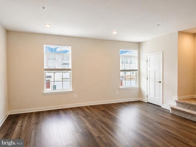 Building Photo - 340 Paca Gardens Ln
