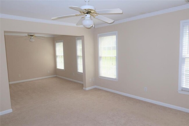 Building Photo - 2515 Longcourt Cir
