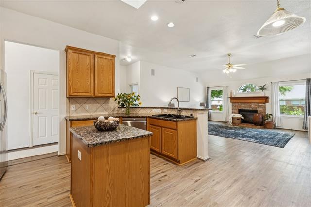 Building Photo - 3505 Summer Dr