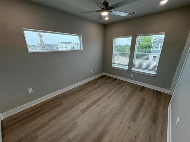 Building Photo - 422 S Lillian