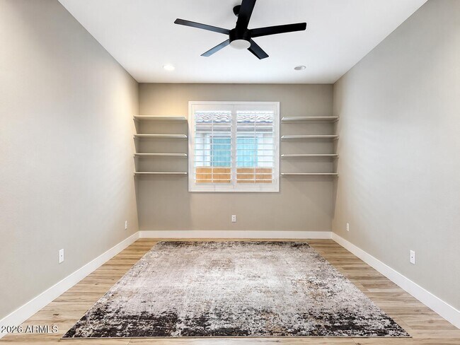 Building Photo - 25959 W Sands Dr