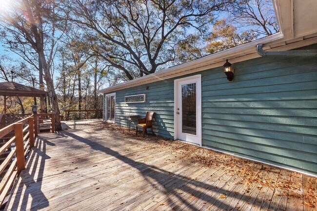 Building Photo - 1029 French Quarter Creek Rd