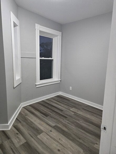 Building Photo - 123 Walnut St