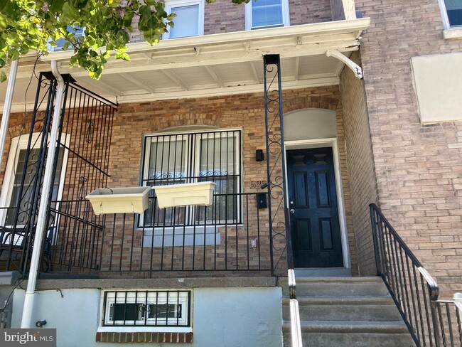 Building Photo - 5258 Hazel Ave