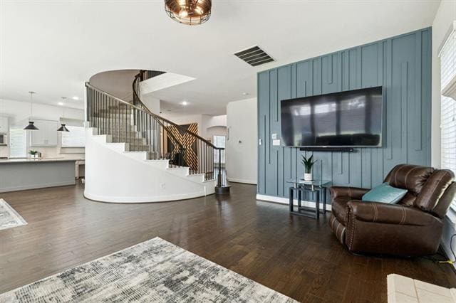 Building Photo - 716 Nathanael Greene Ct