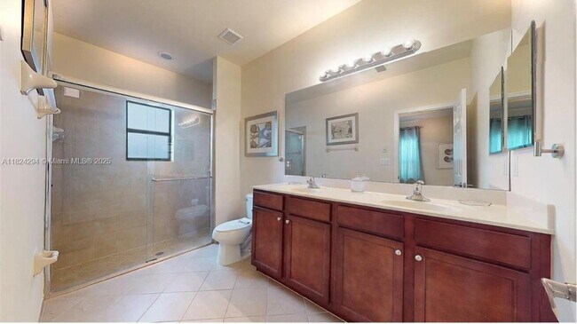 Building Photo - 11510 SW 240th Terrace