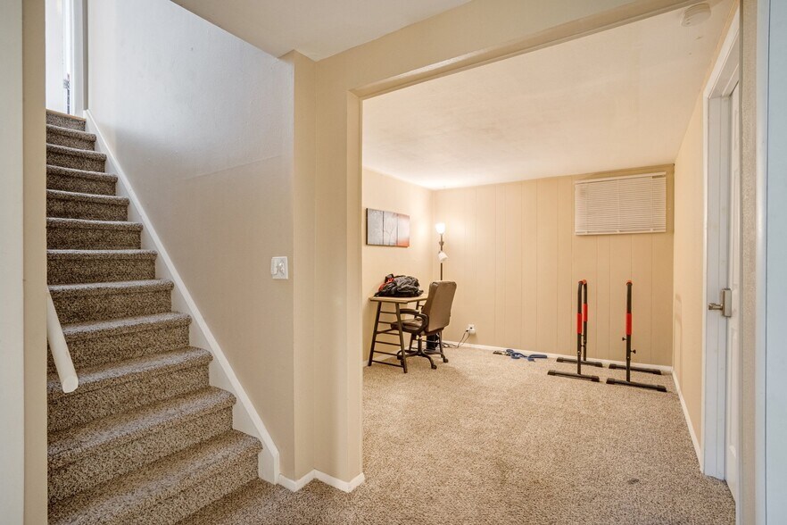 Building Photo - 8103 Conifer Rd