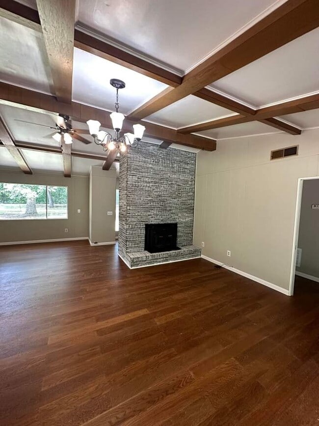 Building Photo - 1317 Moss Hill Dr