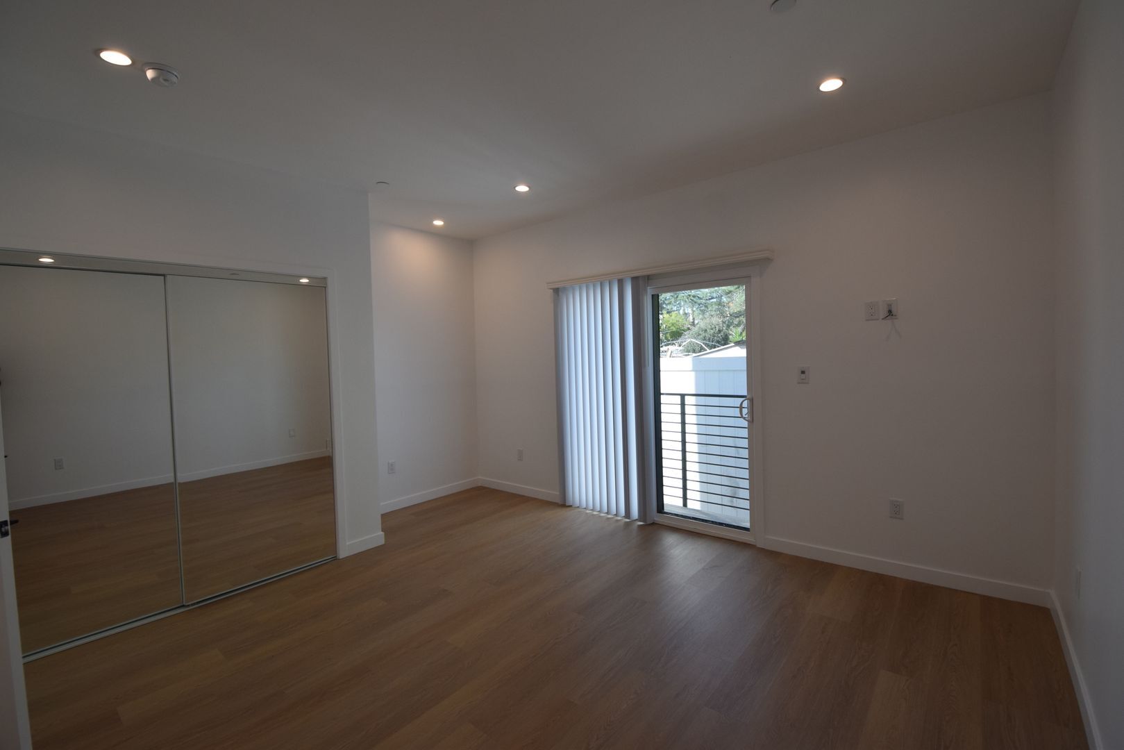 Building Photo - 5915 Fair Ave