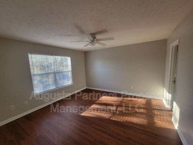 Building Photo - 920 Cammaron Way