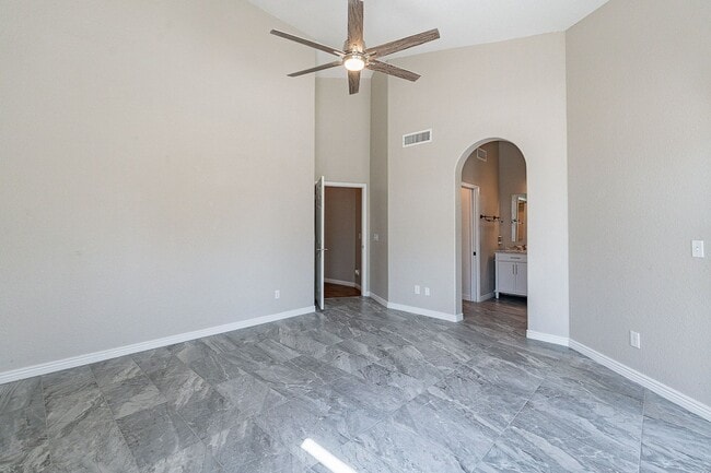 Building Photo - Charming 4-Bedroom Home with Luxurious Poo...