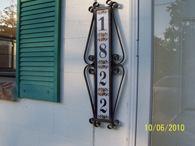 Building Photo - 1822 Ector Rd