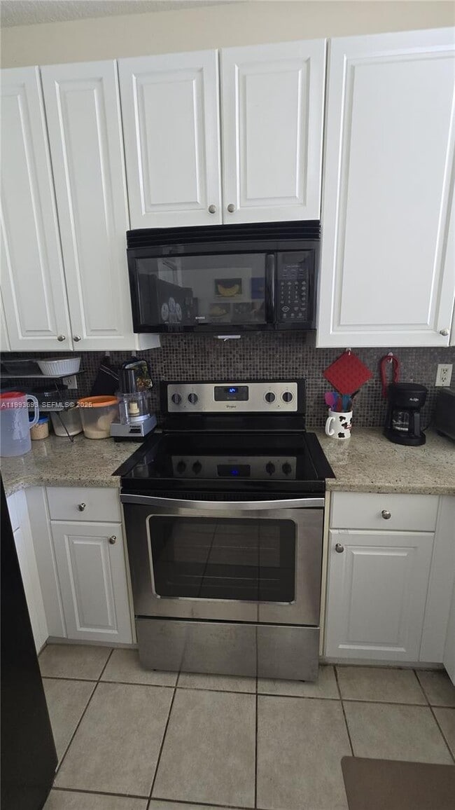 Building Photo - 7950 NW 20th St