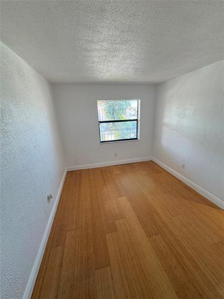 Building Photo - 851 NE 209th Terrace