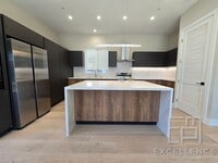 Building Photo - Brand New Build - 2/2 Cottage, Fenced Yard...