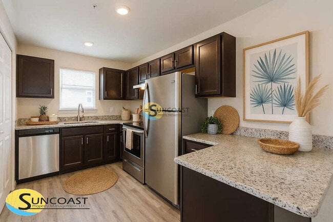 Building Photo - 9359 N Mendoza Way