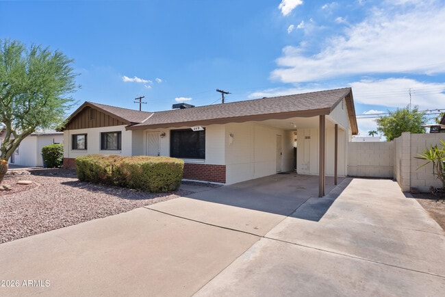 Building Photo - 449 E Continental Dr