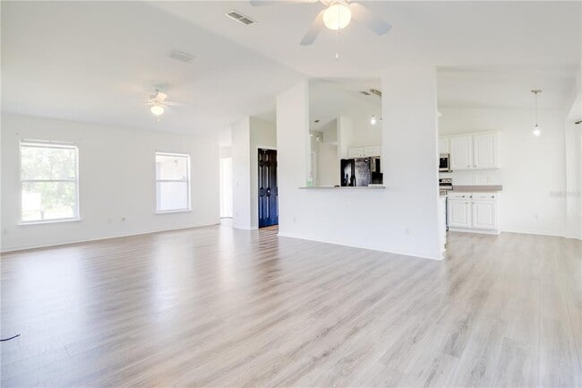 Building Photo - 12748 SW 31st Avenue Rd