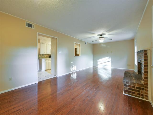 Building Photo - 2113 Fleur De Lis Ct