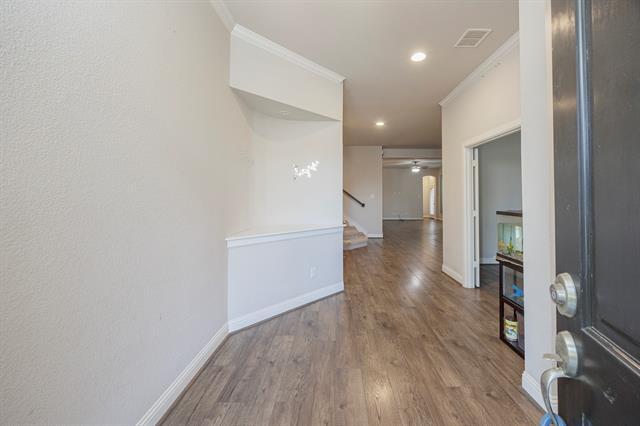 Building Photo - 3640 Carlsbad Way