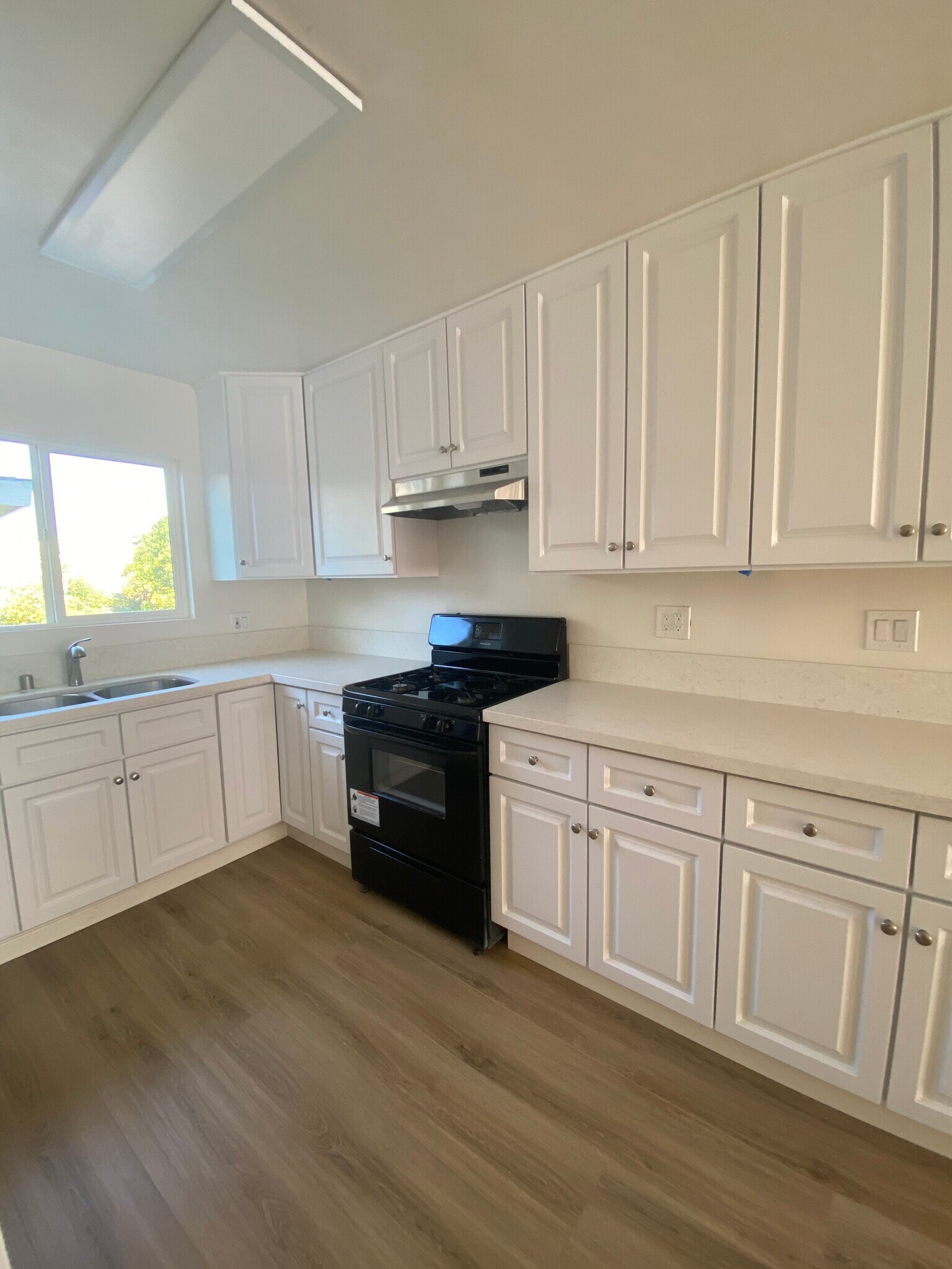 Building Photo - 5138 Denny Ave