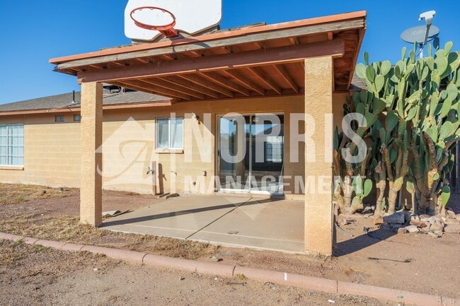 Building Photo - Freshly Updated Home in Arizona City