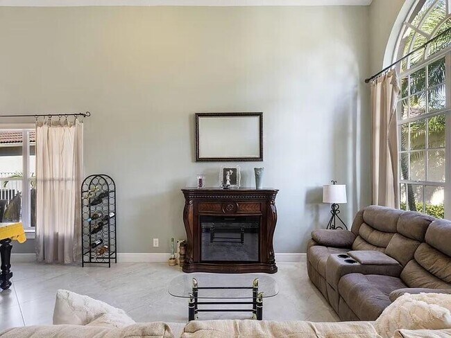 Building Photo - 7782 Hoffy Cir