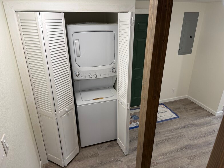 Building Photo - 34761 S Shore Dr