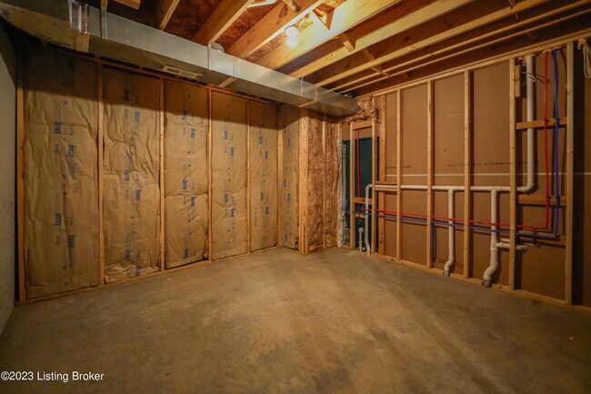 Building Photo - 1606 Church Side Dr