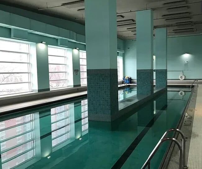 Building Photo - 474 N Lake Shore Dr