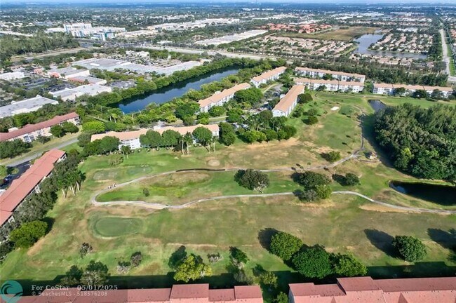 Building Photo - 12600 SW 5th Ct