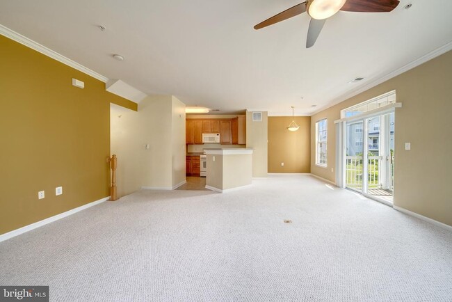 Building Photo - 13024 Cabin Creek Rd