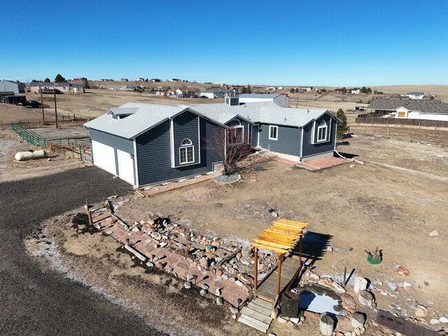 Building Photo - Acreage and Homestead - 3 Bed, 2 Bath Home available in charming quiet neighborhood in Elizabeth ...