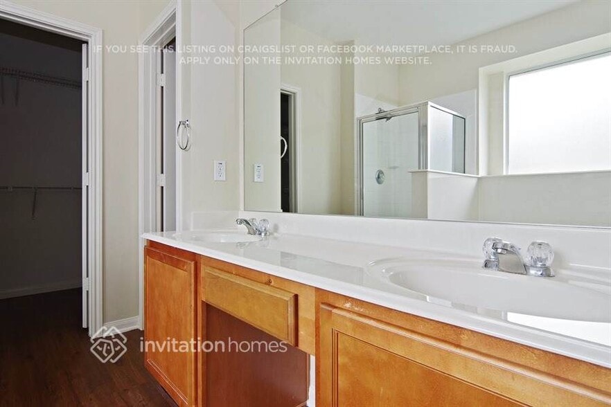 Building Photo - 3807 Liberty Square Trail