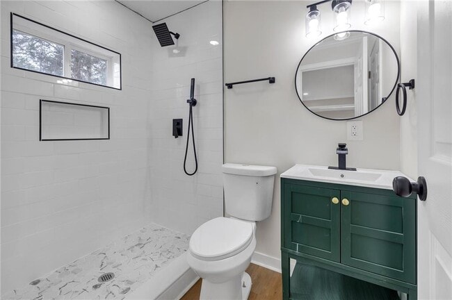 Building Photo - 2060 Baker Rd NW