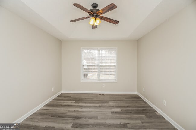 Building Photo - 34 Woodwind Dr