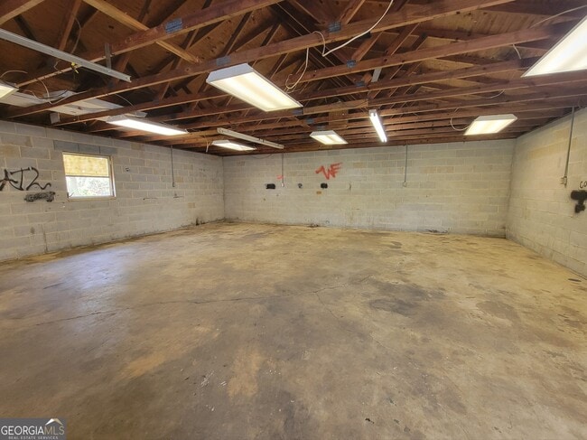 Building Photo - 1751 Atlanta Hwy SE