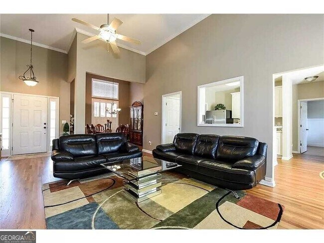 Building Photo - 2479 Sandstone Pl NE