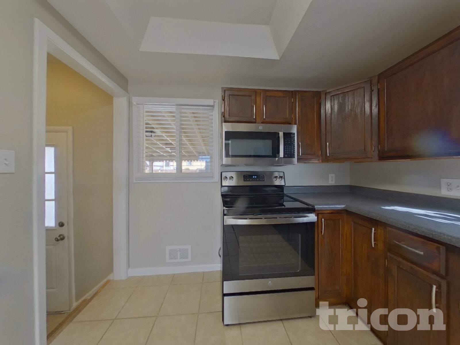 Building Photo - 269 E 109th Ave