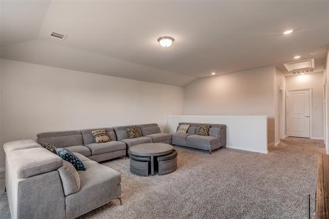 Building Photo - 10901 Tamarisk Dr