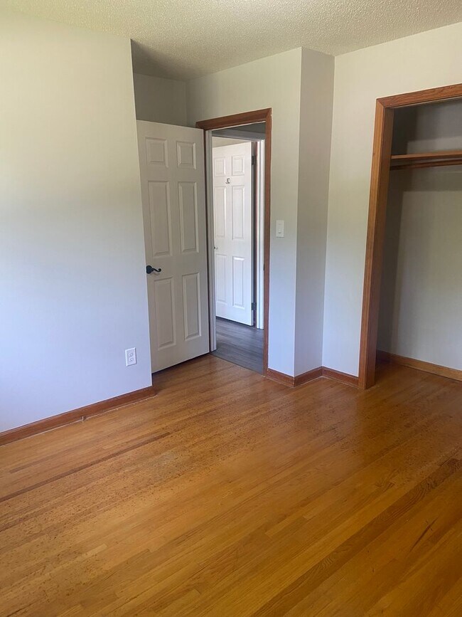 Building Photo - Coming Soon For Rent in Fultondale!
