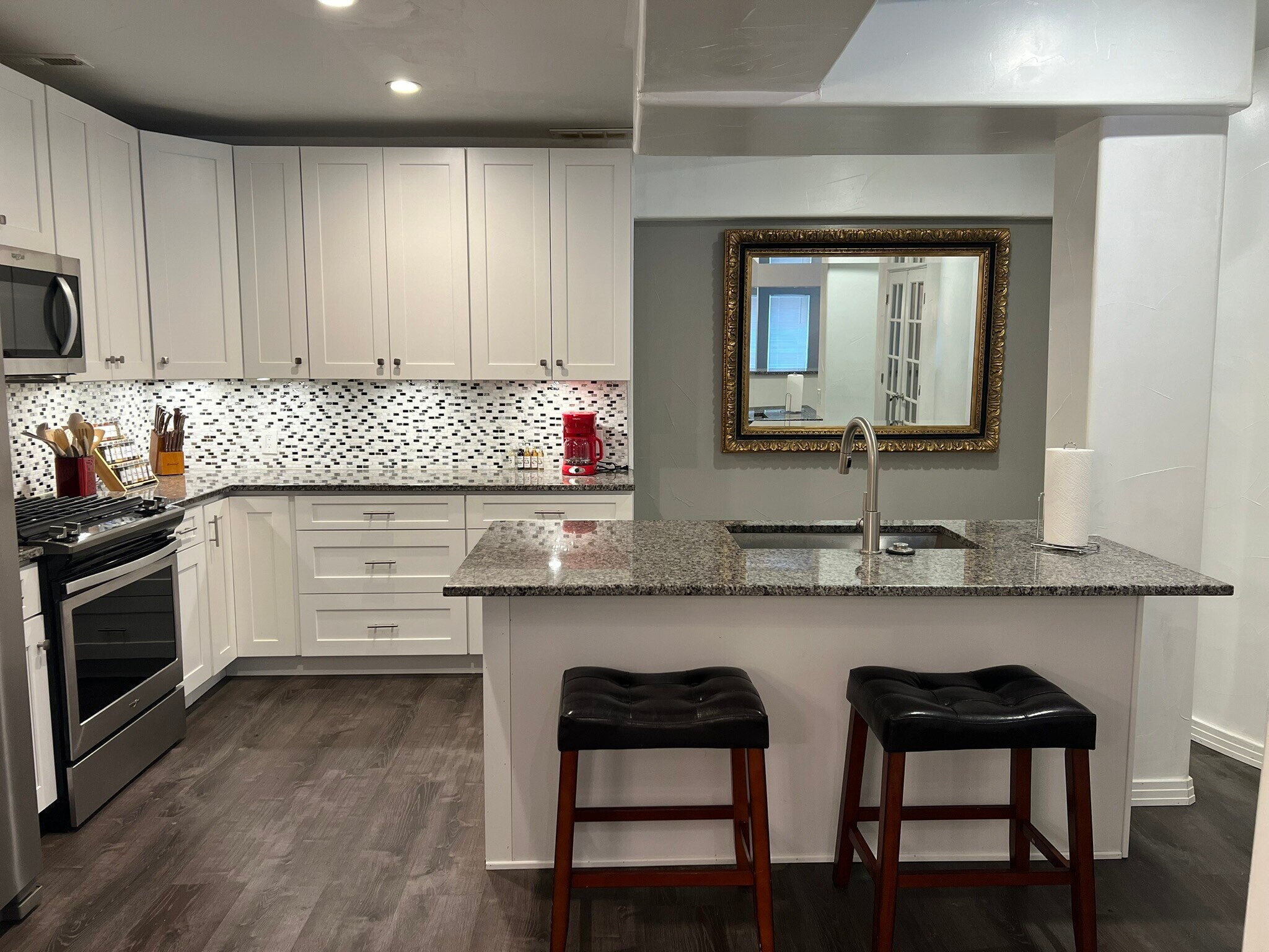 Building Photo - 192 October Pl