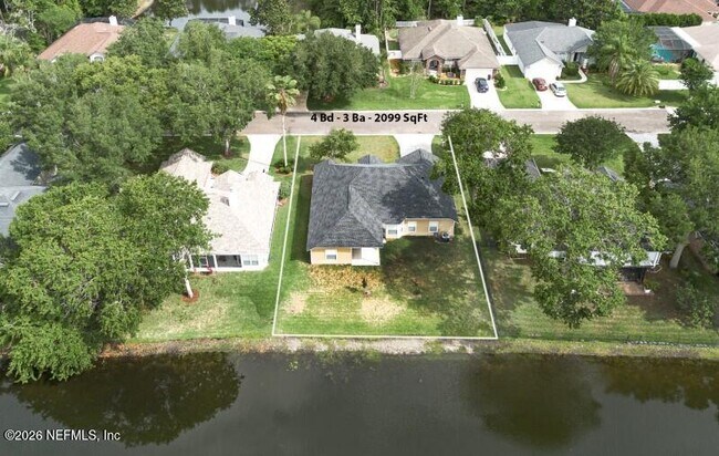 Building Photo - 557 Grand Parke Dr