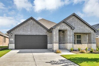 Building Photo - 511 Weller Rd