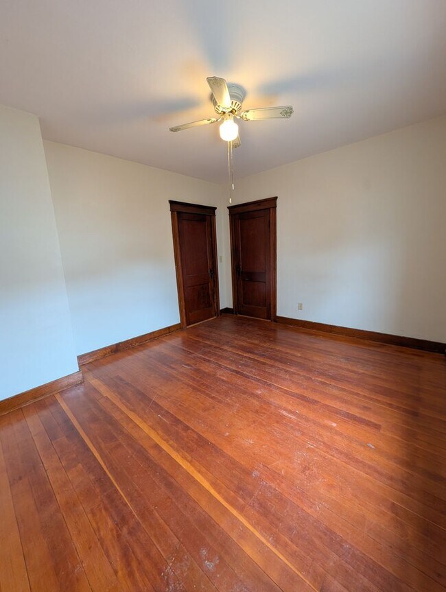 Building Photo - 18-20 Green Street