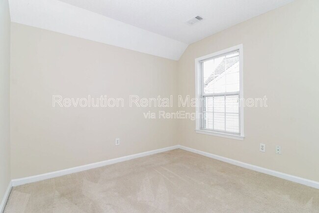 Building Photo - 2614 Regent Walk Dr